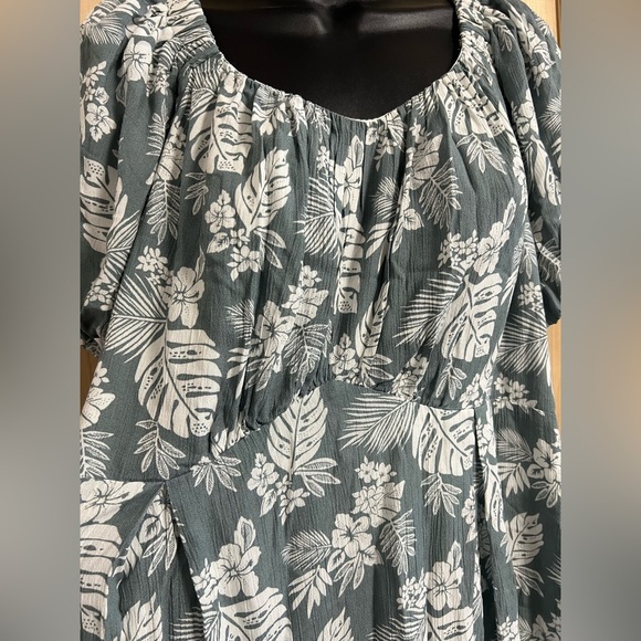 New XL Floral Palm Dress Green Long Flowing comfortable modest maxi boho - Picture 6 of 6